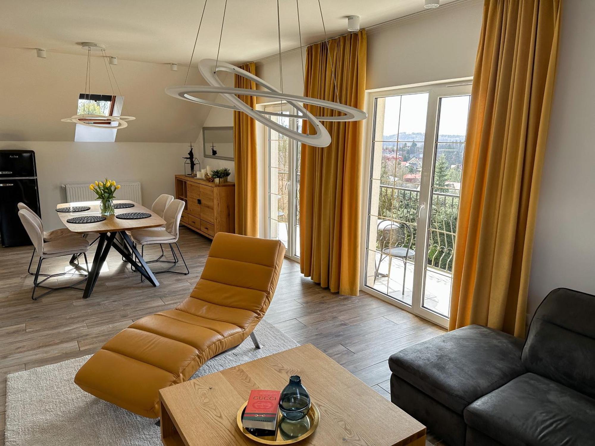 Apartment Spacerowa Lux *