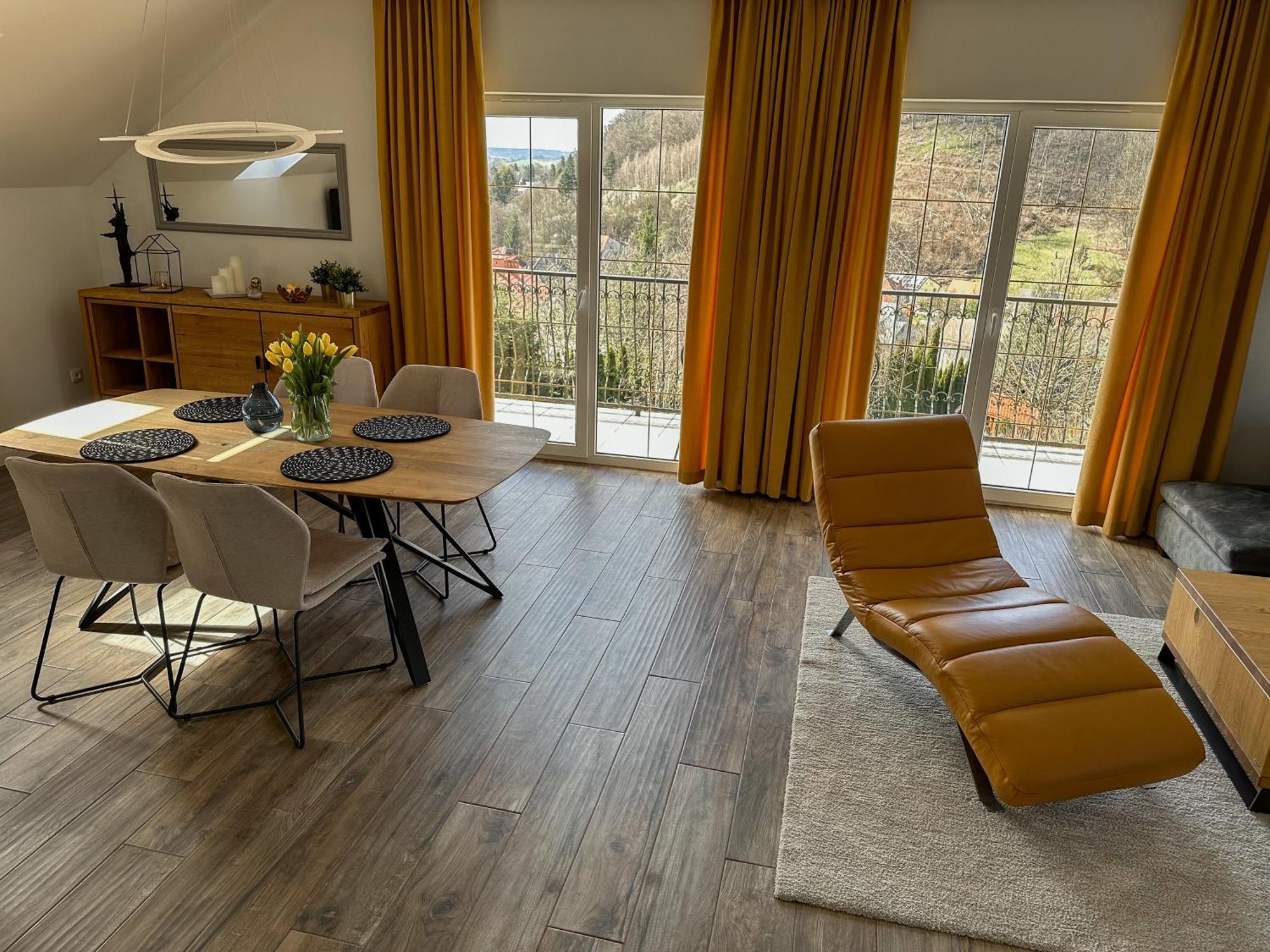 Apartment Spacerowa Lux *